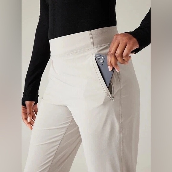 Athleta Brooklyn Heights Jogger in Abalone, Size 10 - Picture 2 of 10